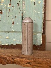 Load image into Gallery viewer, Barn and Silo Kit