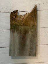 Load image into Gallery viewer, Reclaimed Wood Owl