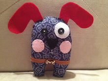 Load image into Gallery viewer, Ugg Lee Dog Pattern