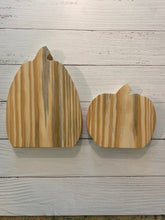 Load image into Gallery viewer, Wood Pumpkins (Set of 2)
