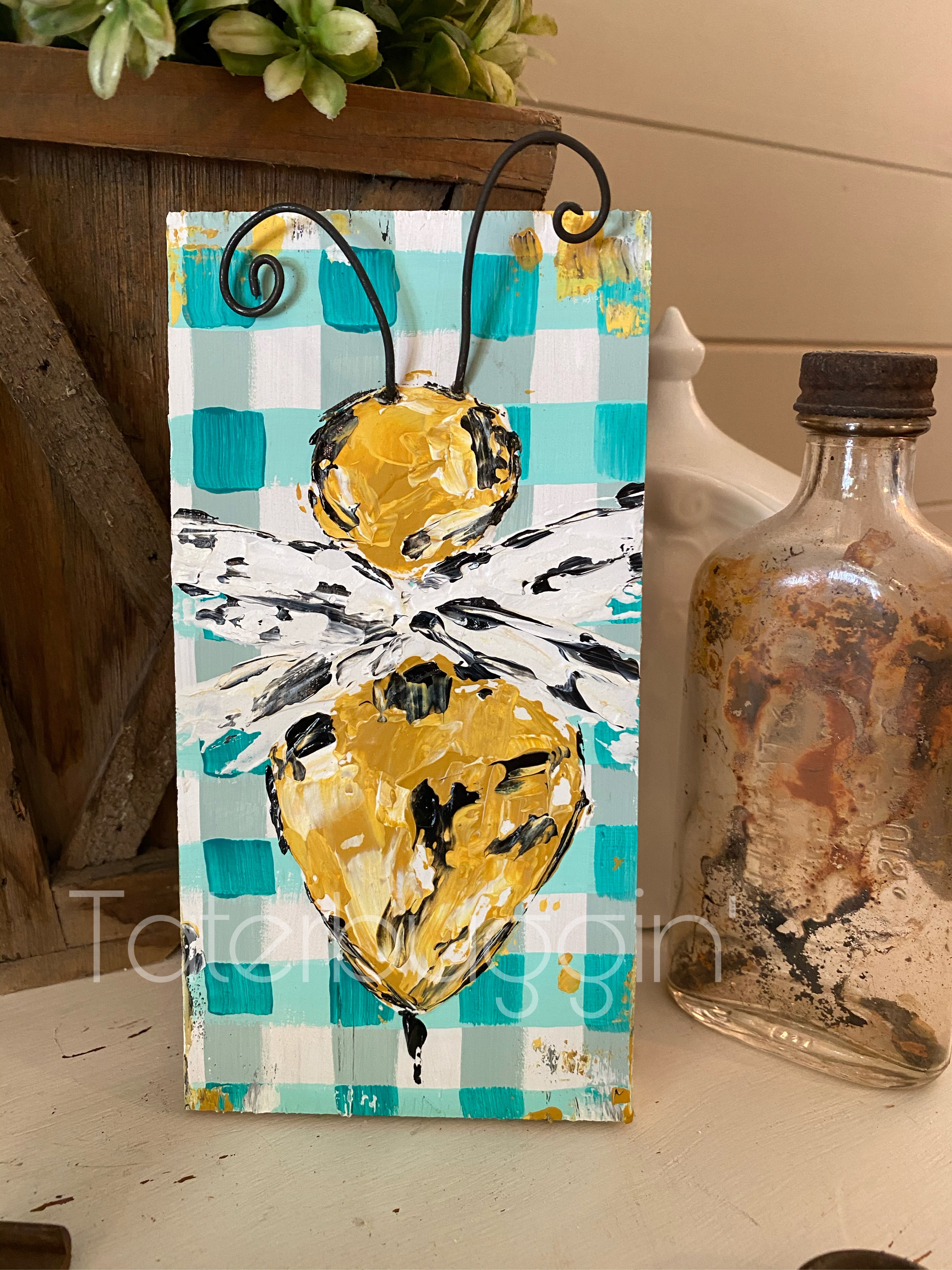 Bee on Teal Check – Taterbuggin'