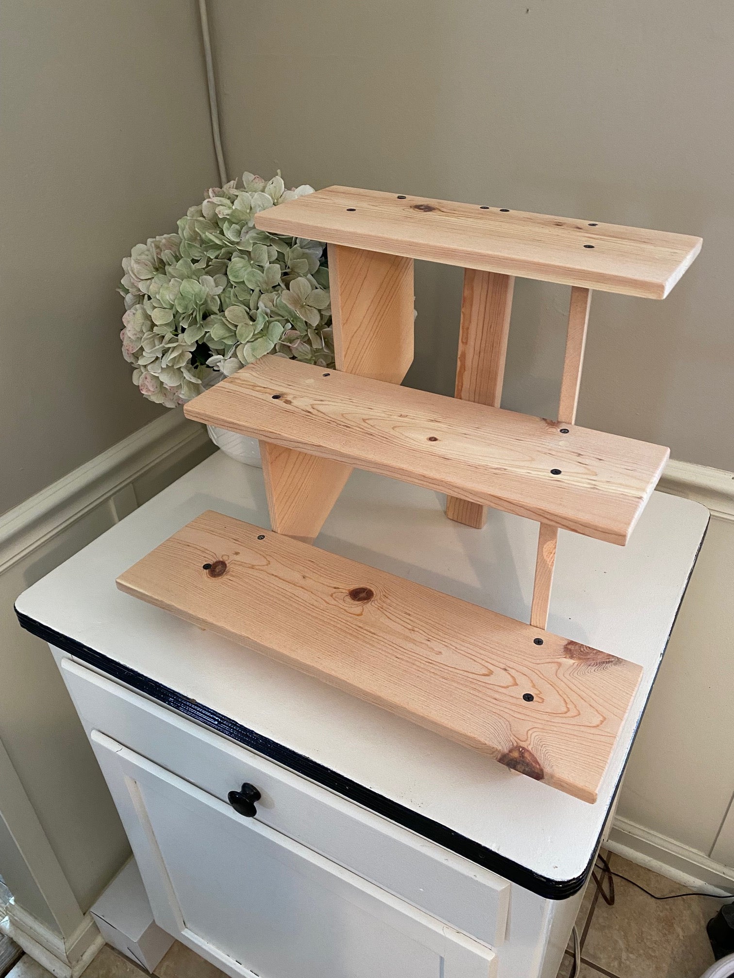 Step Tray Stair Step Tray – Taterbuggin'